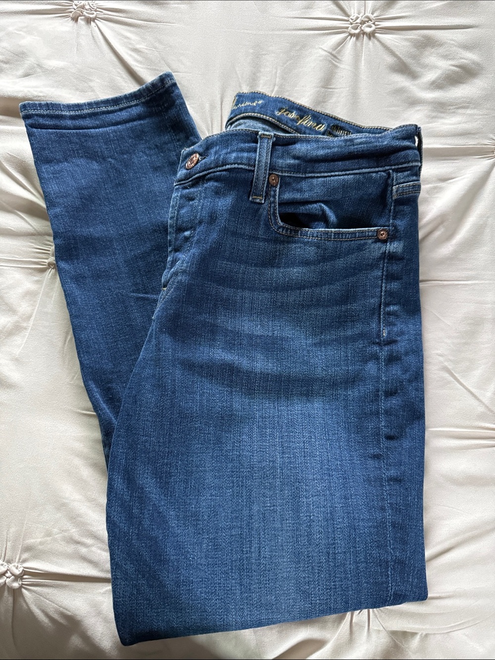 7 For All Mankind Women’s Dark Blue Skinny Jeans